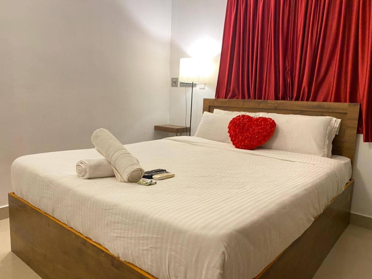 La Paradise Residency - Tie Hotels & Resorts ポンディシェリ エクステリア 写真